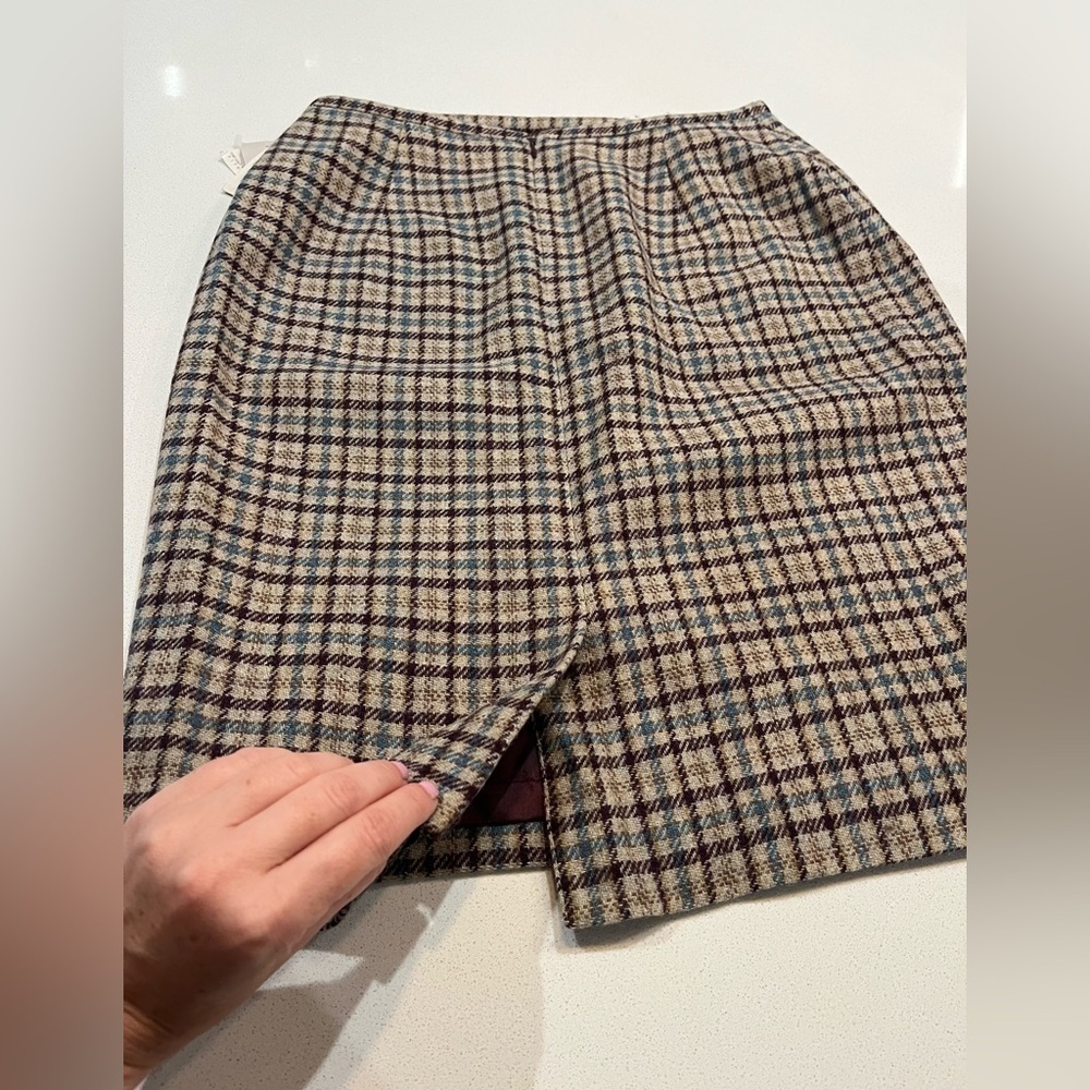 NEW Evan-Picone Wool Plaid Plum & Tan Pencil Skirt- 10 - Picture 6 of 8